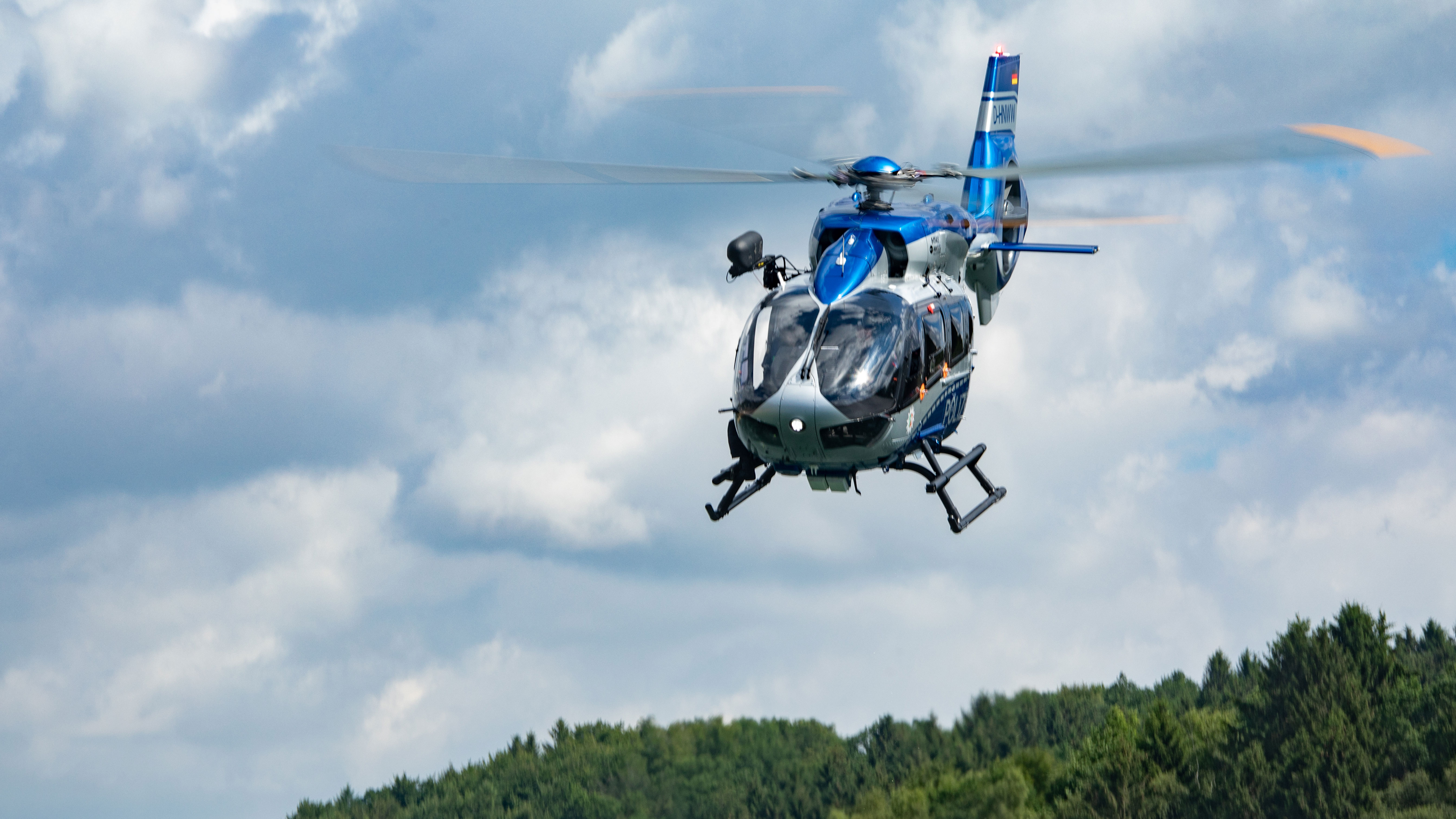 Polizeihubschrauber AIRBUS H145