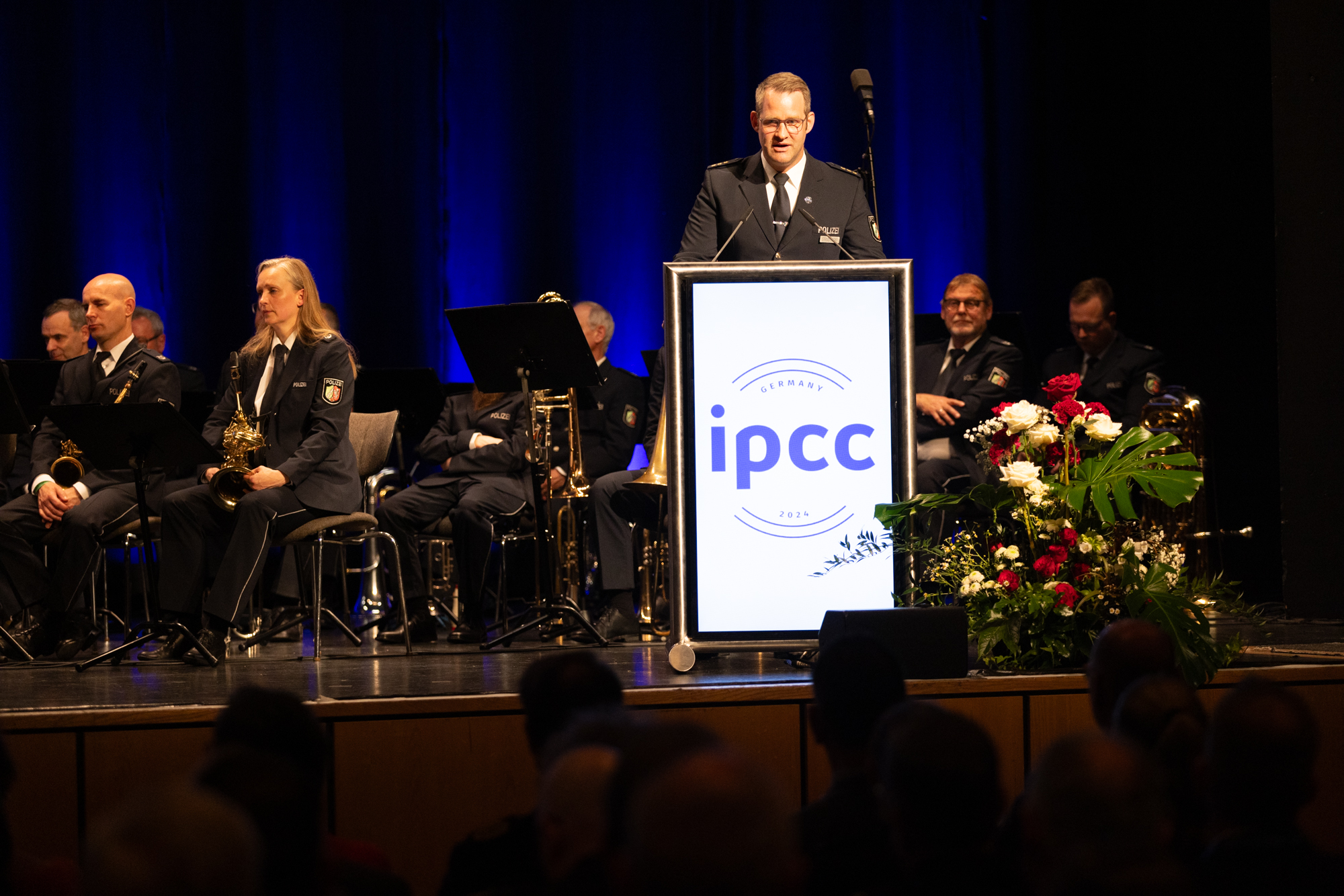 Oliver Strudthoff, the head of IPCC 2024, at the lectern