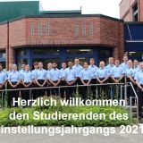 Gruppenbild des Einstellungsjahrgangs 2021 