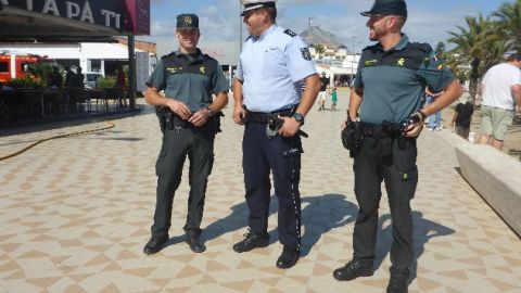 Foot patrol in the area of the promenade