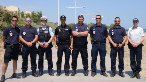 Plage du Môle, Groupe de Sécurité de Proximité (GSP), Policia Gazules, Mme Nouet (Commissaire de police) und Fabian zur Linden