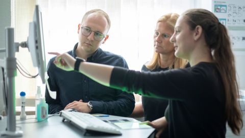 Bei erkennungsdienstlichen Maßnahmen arbeiten die Ermittler vom KK 2 auch mit anderen  Kommissariaten zusammen.